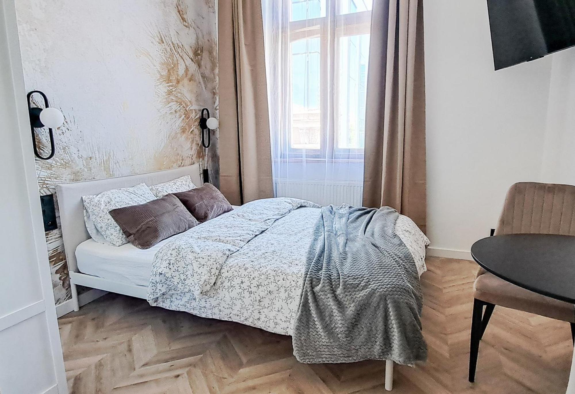 Lion Apartments - Premium Studio With Balcony Cracovia Esterno foto